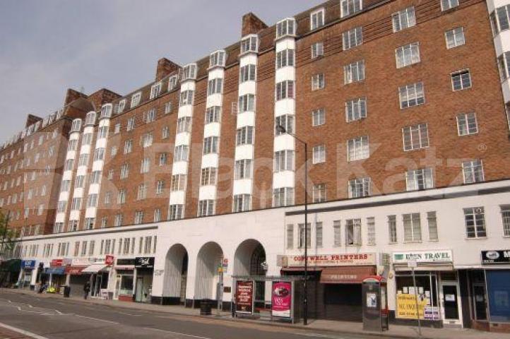 			NEW INSTRUCTION, 4 Bedroom, 1 bath, 1 reception Apartment			 Latymer Court, Hammersmith Road, Hammersmith